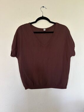 Uniqlo Brown V-Neck Short Sleeve Top